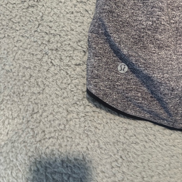 Lululemon Choose A Side 3” Shorts Womens  6 Reversible Heather Luxe Multi Black - Picture 6 of 13